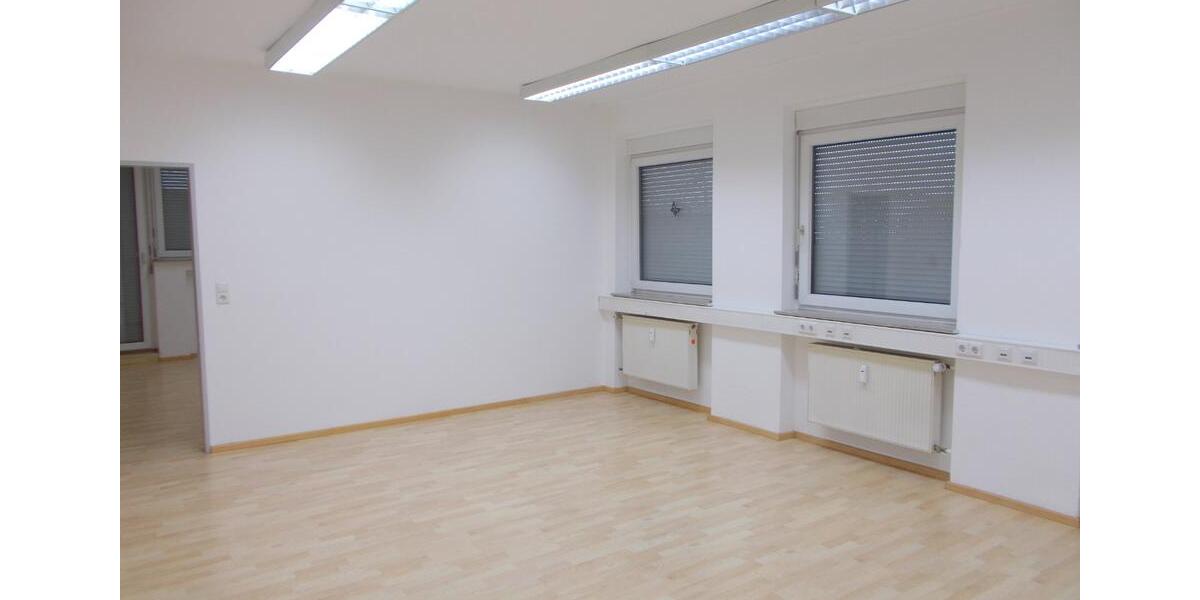 Prima Büroräume in Neu-Ulm ab 2026 zu vermieten zimmer