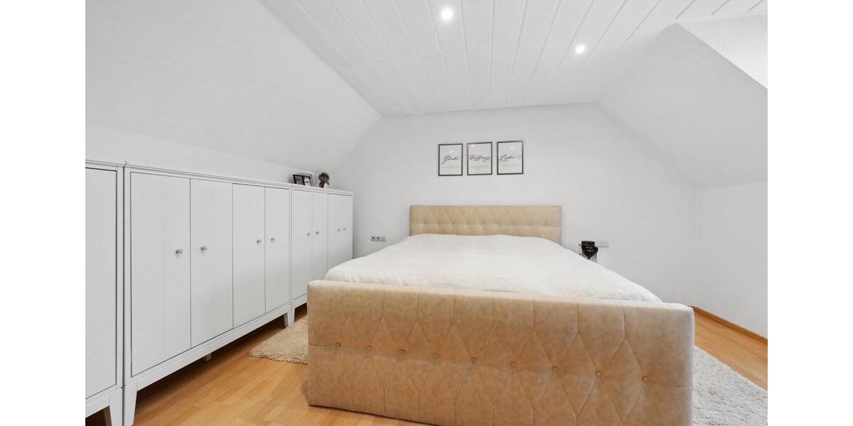 Wunderschöne helle Maisonette Wohnung in Langenau zimmer