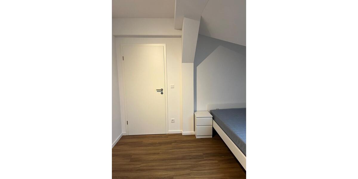 Wohnen auf Zeit Nürnberg Almoshof - 1 Zimmer, 13 m&sup2;, 460&euro; | Angebot:24946737