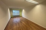 Gepflegte Bürofläche mit ca. 180m², sofort bezugsfrei, Nähe RheinChristuskirche - - Gewerbeobjekt Mainz | Angebot:26278106