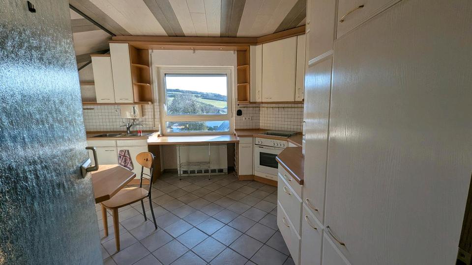 Dachgeschosswohnung mit Meißnerblick 4 zimmer