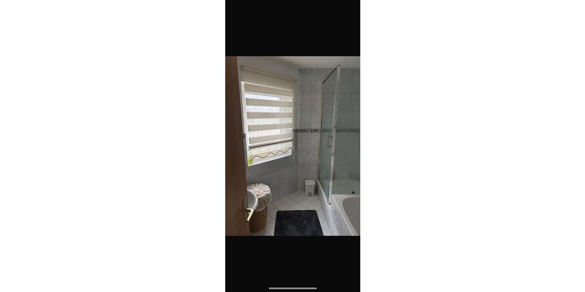 Erdgeschoßwohnung Winterlingen - 4 Zimmer, 100 m&sup2;, 1.100&euro; | Angebot:26350171