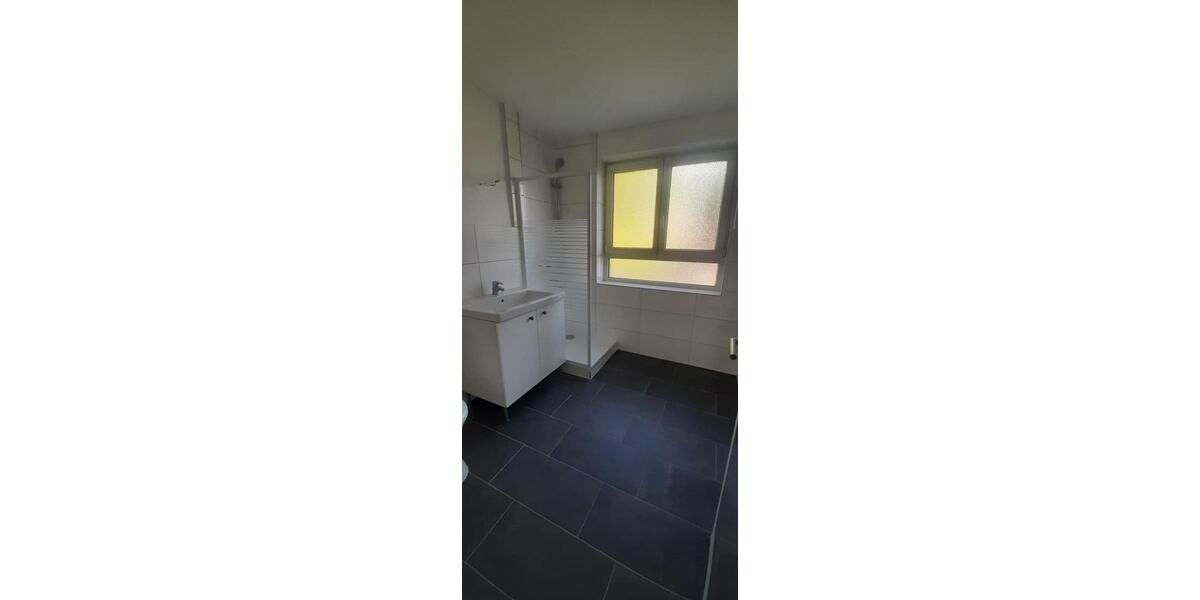 Etagenwohnung Duisburg Hamborn - 2 Zimmer, 69 m&sup2;, 585&euro; | Angebot:25079592