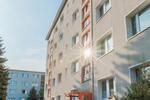 Erdgeschoss mit Balkon - neu saniert... zimmer