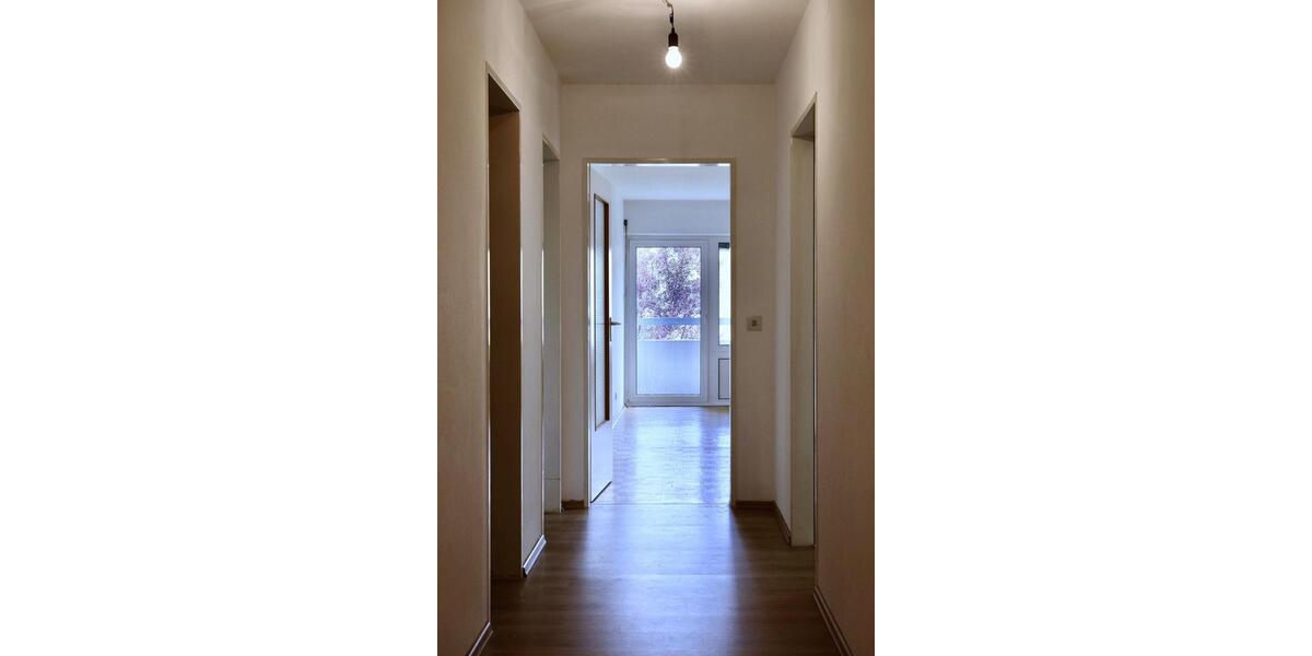 Hochparterre Traunstein - 3 Zimmer, 88 m&sup2;, 1.250&euro; | Angebot:25942804