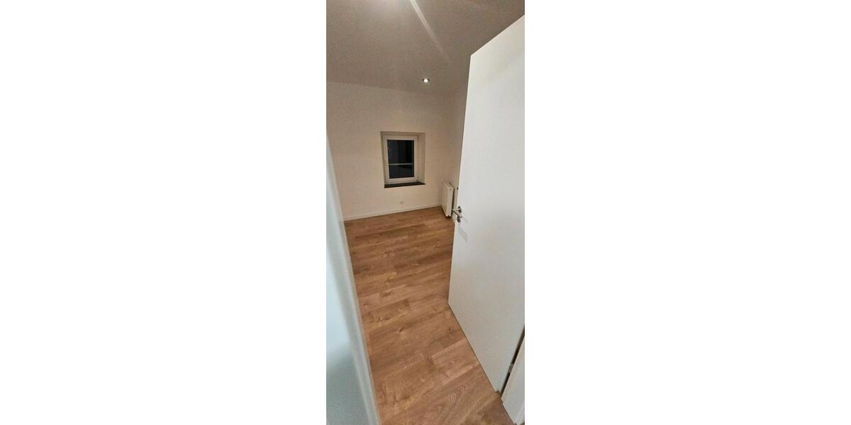 Dachgeschoßwohnung Aachen Aachen-Mitte - 4 Zimmer, 89 m&sup2;, 1.550&euro; | Angebot:24680216