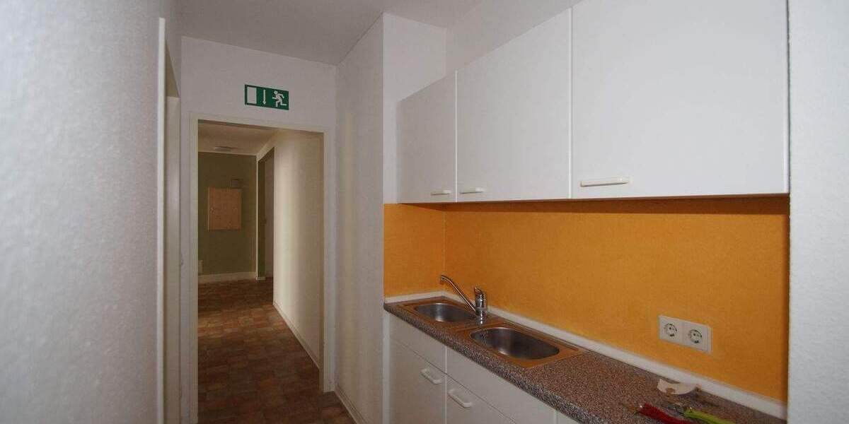 Gewerbeobjekt Magdeburg Stadtfeld Ost - 4 Zimmer, 110 m&sup2;, 670&euro; | Angebot:25997416