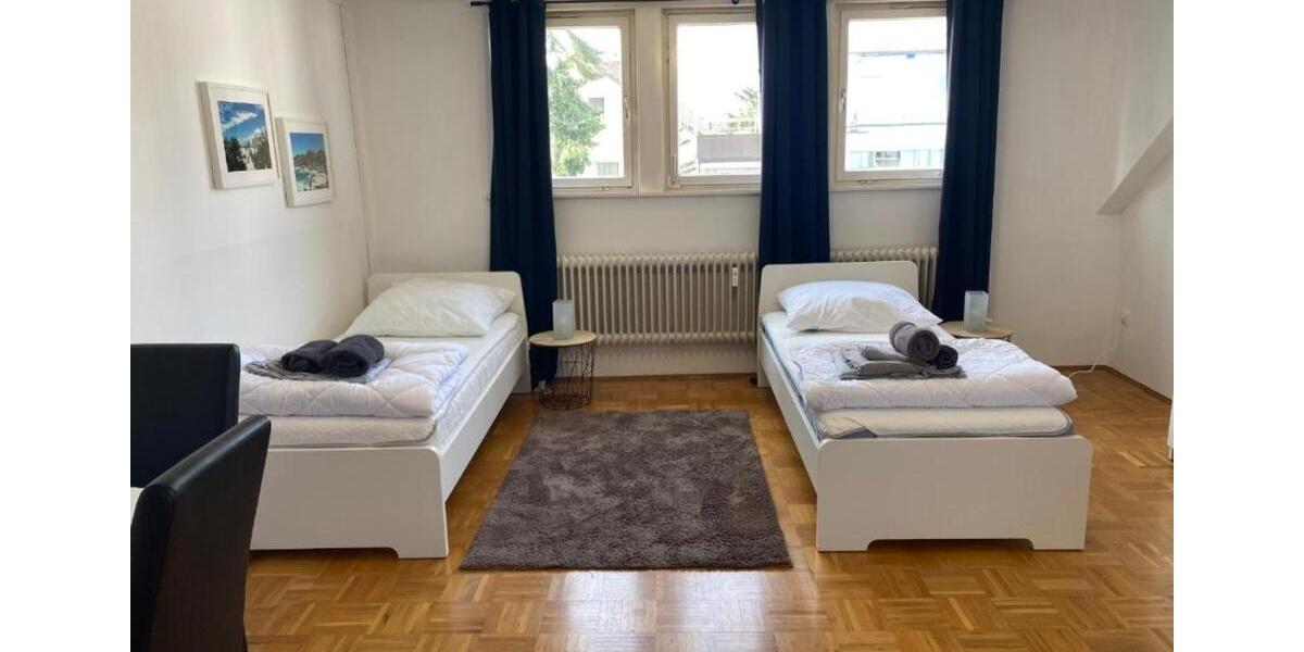 Wohnen auf Zeit Selbitz - 4 Zimmer, 130 m&sup2;, 24&euro; | Angebot:22032018