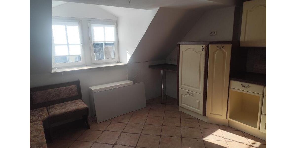 Dachgeschoßwohnung Geringswalde - 4 Zimmer, 80 m&sup2;, 600&euro; | Angebot:25398137