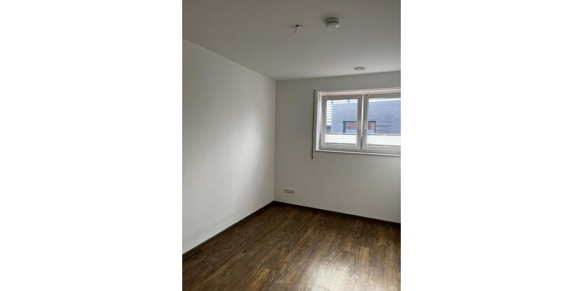 Doppelhaushälfte Meppen - 4 Zimmer, 100 m&sup2;, 1.200&euro; | Angebot:26490635
