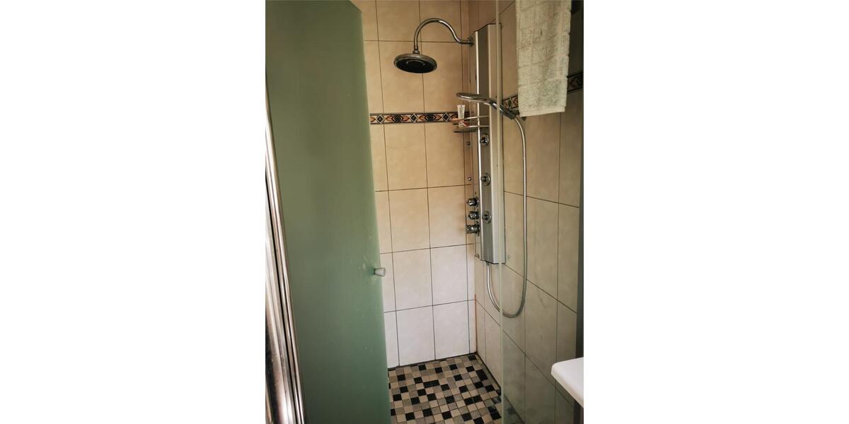 Nachmieter 4-5 Zi., Einbauküche, Garten, Kamin, Nähe Uni 5 zimmer