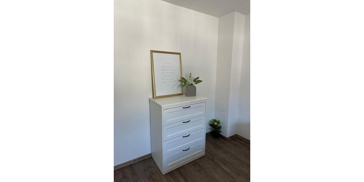 Etagenwohnung Dinslaken - 2.5 Zimmer, 63 m&sup2;, 1.300&euro; | Angebot:25168891