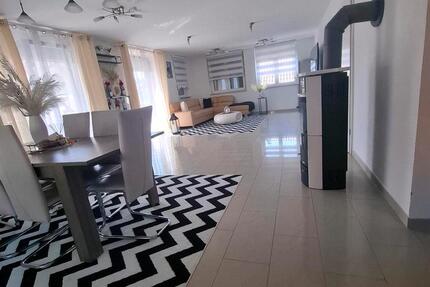 Wohnung Mühlacker - 4 Zimmer, 135 m&sup2;, 1.700&euro; | Angebot:26683048