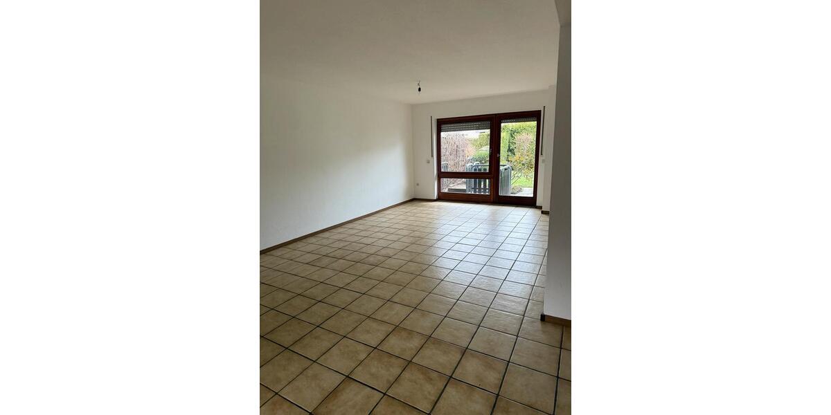 Moderne Wohnung ERSTBEZUG nach KERNSANIERUNG 2 zimmer