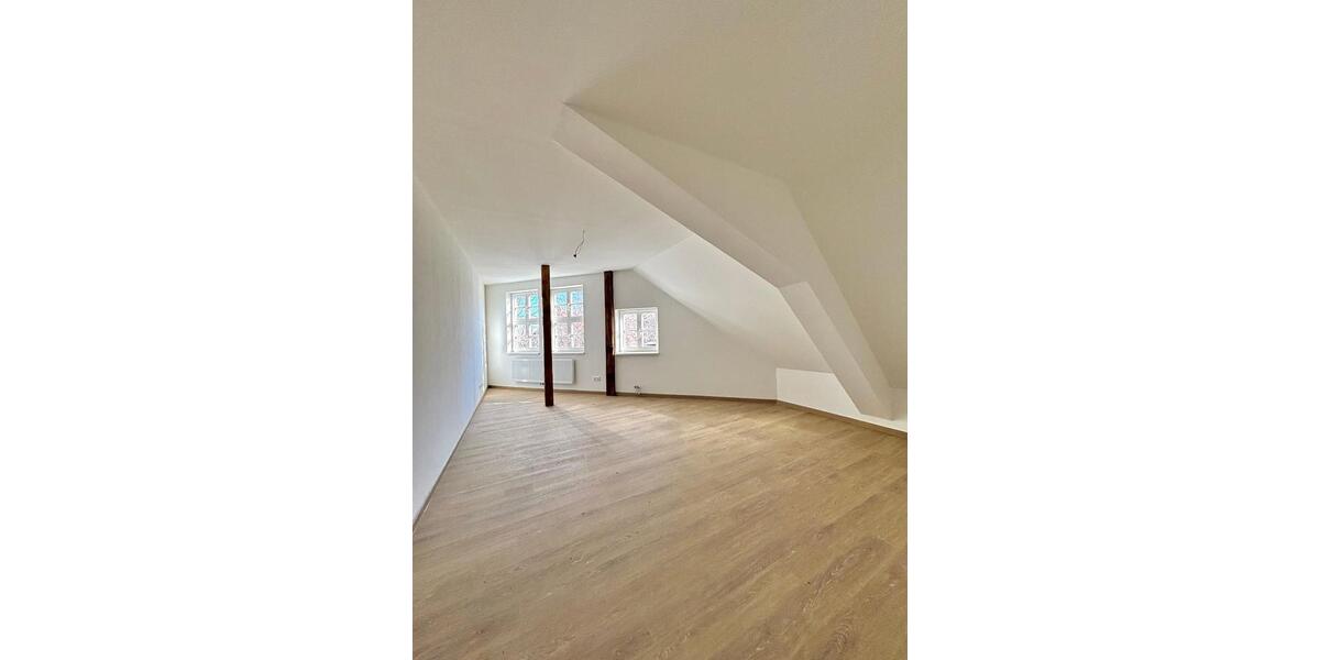 Dachgeschoßwohnung Thale - 3 Zimmer, 76 m&sup2;, 645&euro; | Angebot:25303644