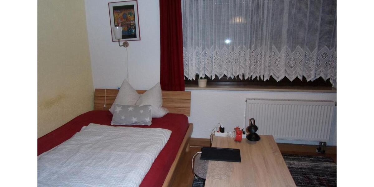 Wohnen auf Zeit Moosthenning - 1 Zimmer, 16 m&sup2;, 280&euro; | Angebot:26393642