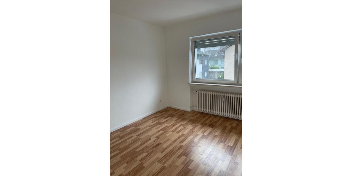 Etagenwohnung Hanau Groß-Steinheim - 2 Zimmer, 60 m&sup2;, 650&euro; | Angebot:24893202
