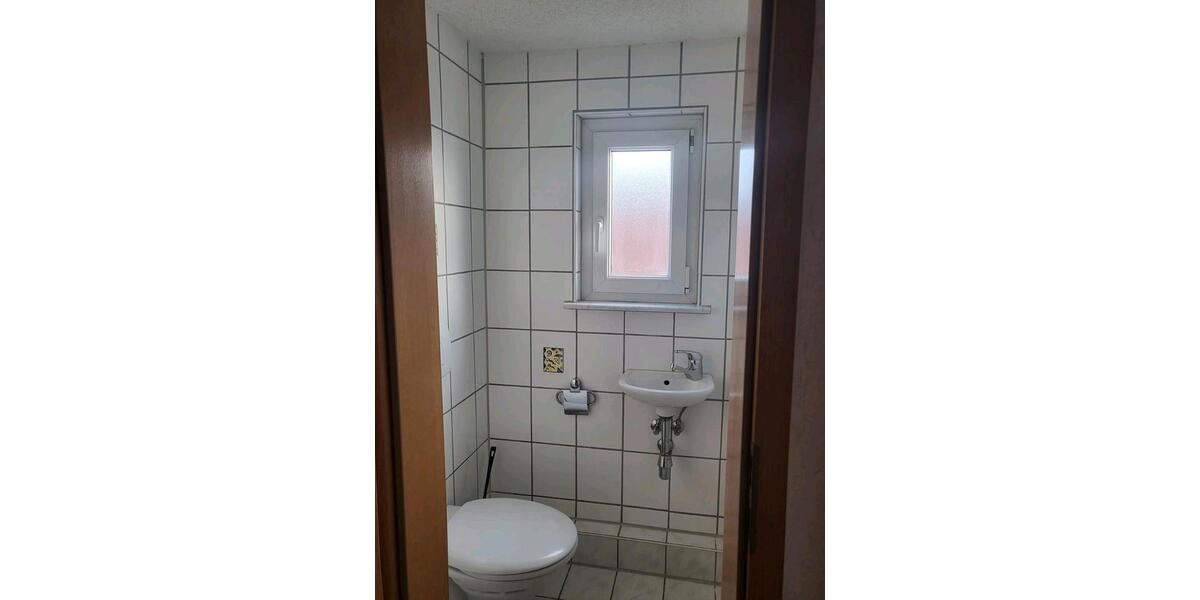 Dachgeschoßwohnung Aalen - 3 Zimmer, 75 m&sup2;, 750&euro; | Angebot:24836855