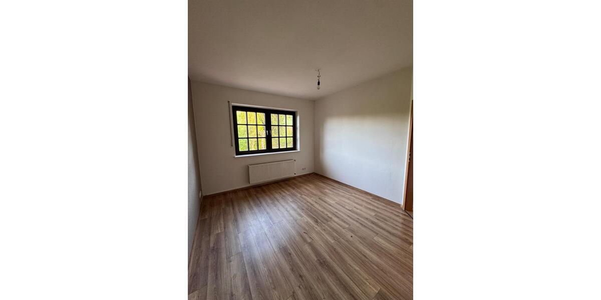 Erdgeschoßwohnung Waldkappel - 2 Zimmer, 52 m&sup2;, 400&euro; | Angebot:26581598