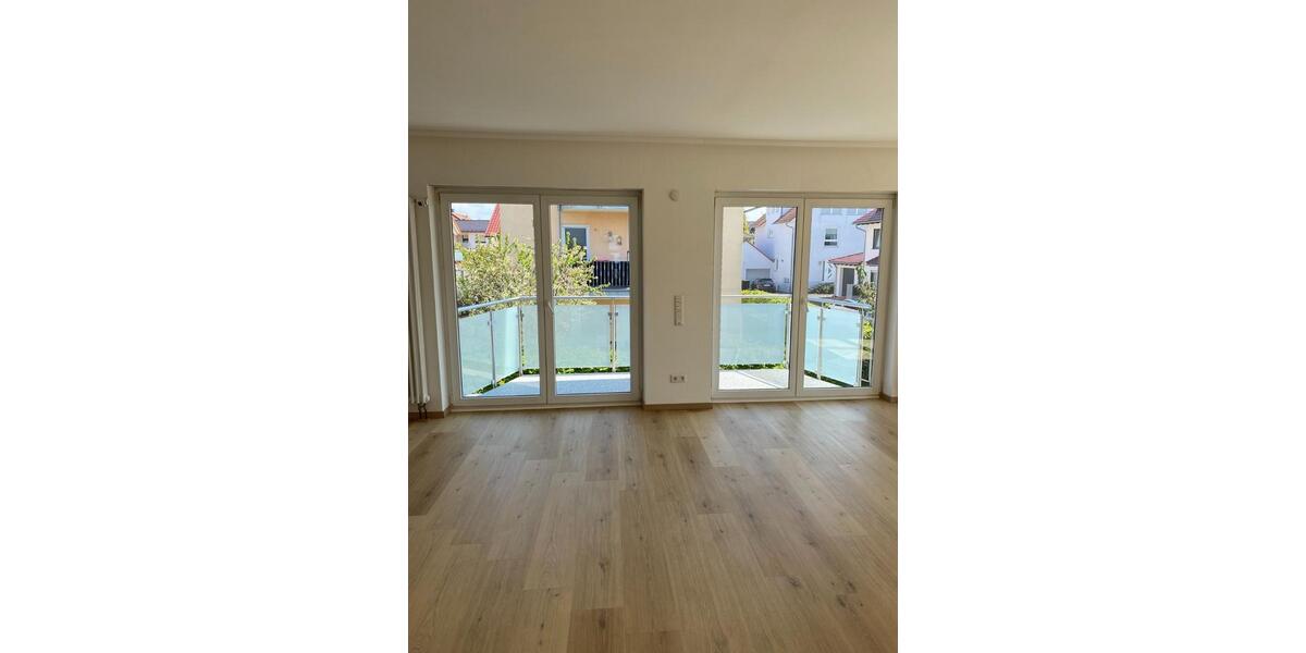 Etagenwohnung Karben - 3 Zimmer, 85 m&sup2;, 1.160&euro; | Angebot:25022420