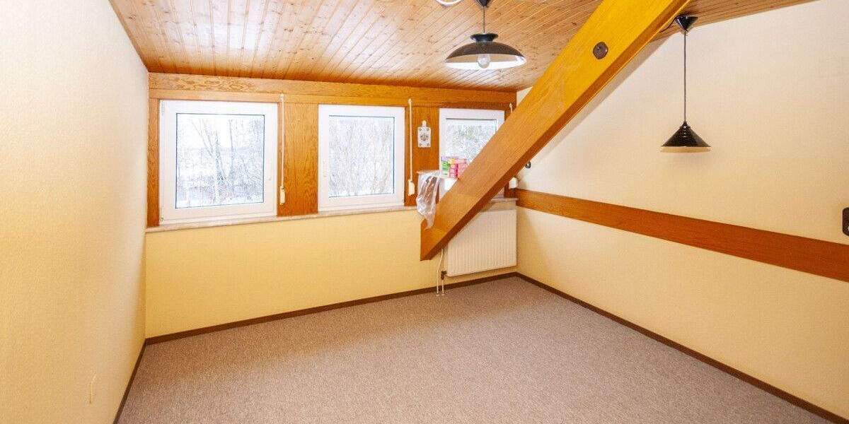 Einfamilienhaus Goslar Oker - 7 Zimmer, 148 m&sup2;, 1.350&euro; | Angebot:24778955