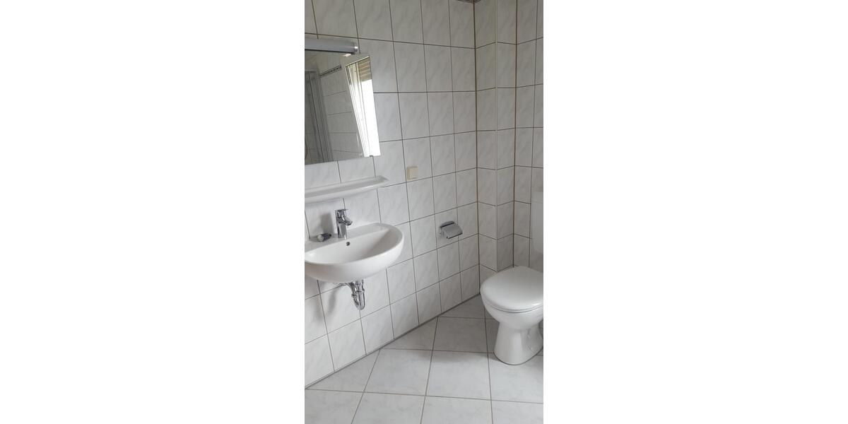 Etagenwohnung Oranienbaum-Wörlitz Wörlitz - 2 Zimmer, 64 m&sup2;, 325&euro; | Angebot:25963974