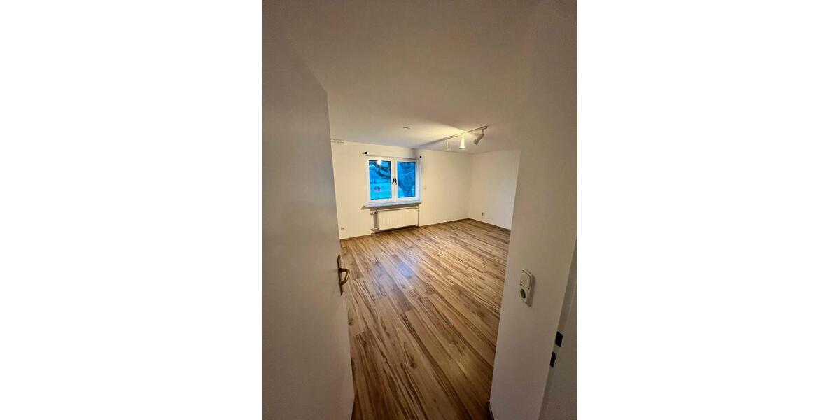 Etagenwohnung Karben - 3 Zimmer, 100 m&sup2;, 1.250&euro; | Angebot:24338623