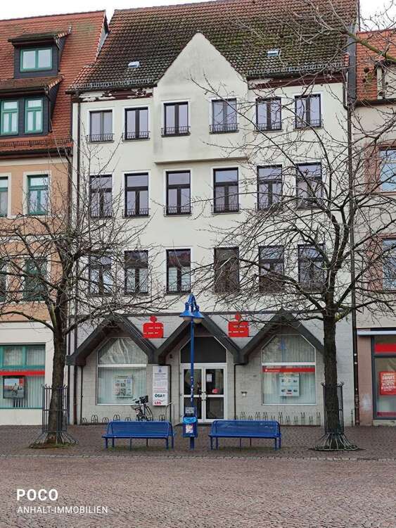 Wohnung zum Mieten in Bitterfeld 245 € 40.91 m²
