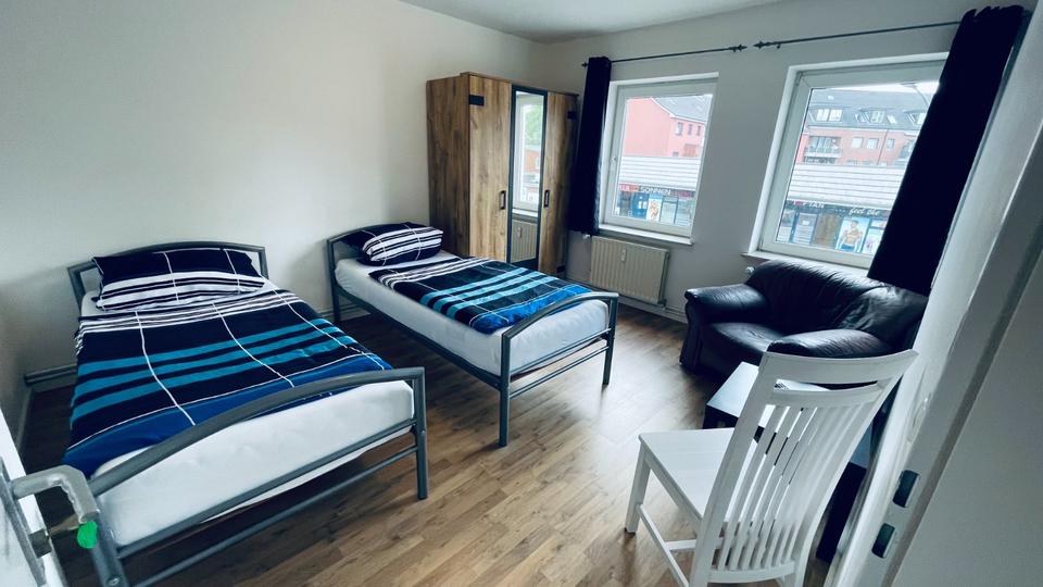 Etagenwohnung Neumünster - 2 Zimmer, 65 m&sup2;, 900&euro; | Angebot:23689350