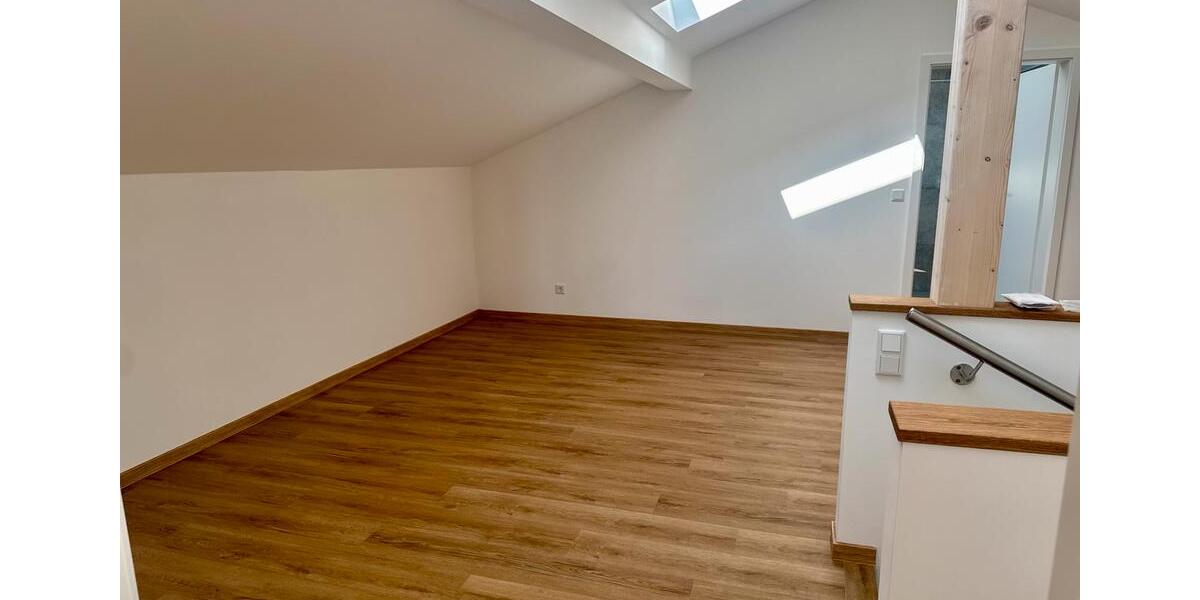 Maisonettenwohnung Kirchroth - 3 Zimmer, 83 m&sup2;, 1.035&euro; | Angebot:26548468