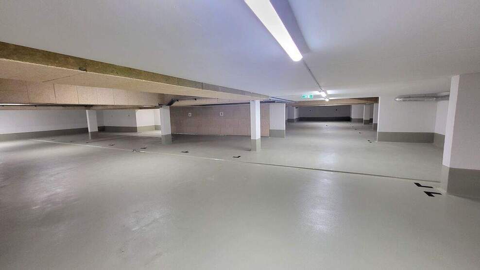 +++NU-Burlafingen, 4-Zi.-Mietwohnung, 105,60 m² Wfl., EG, großer Garten, Küche, 2 TG-Stpl.+++ 4 zimmer