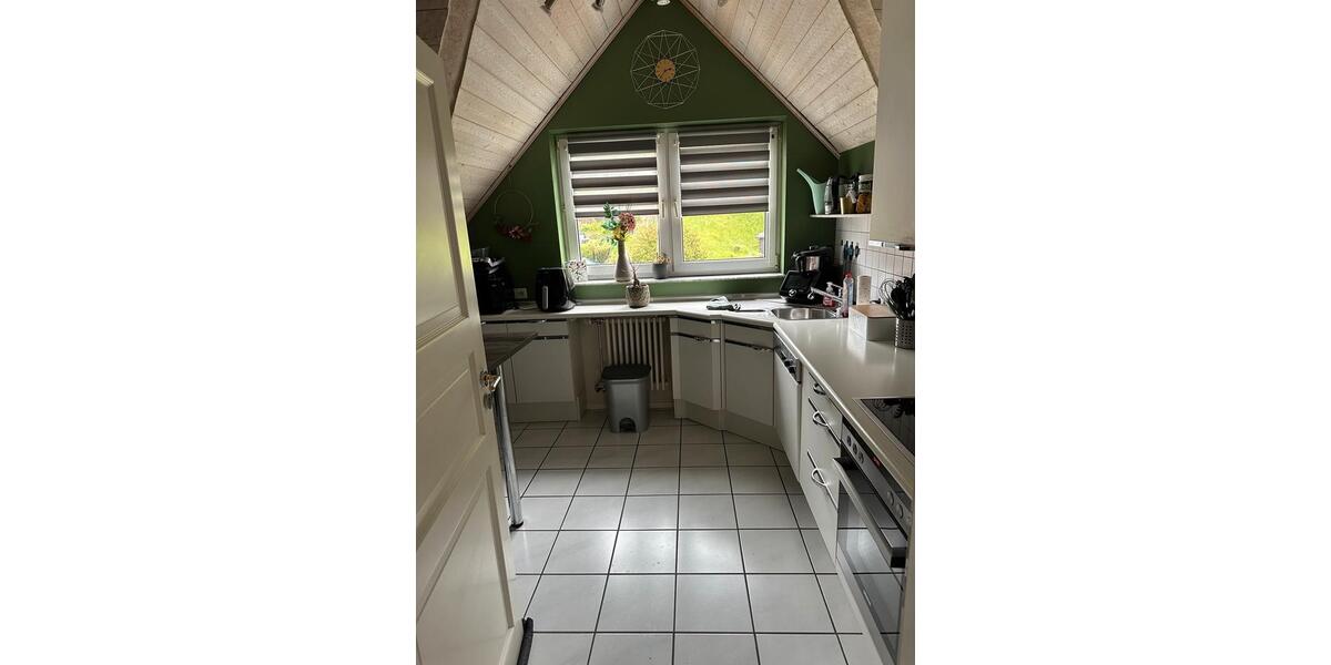 Dachgeschoßwohnung Gerolstein - 3 Zimmer, 85 m&sup2;, 1.100&euro; | Angebot:26683124