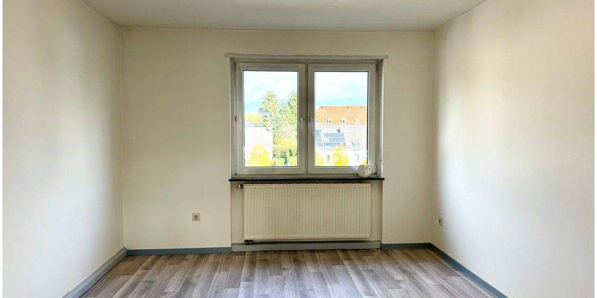 Helle 4-Zimmer-Wohnung direkt am Volkspark! 4 zimmer