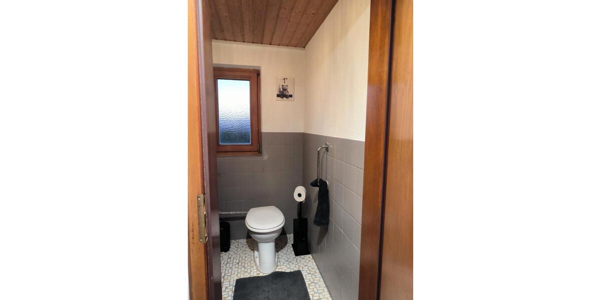 Einfamilienhaus Perkam - 5.5 Zimmer, 140 m&sup2;, 1.100&euro; | Angebot:26021975