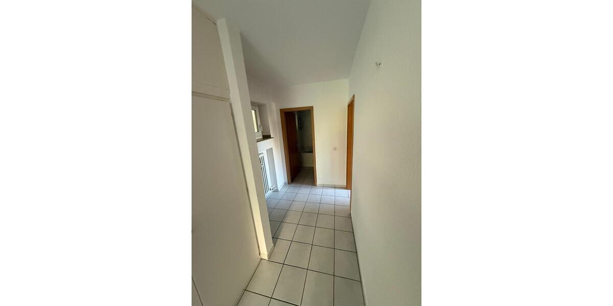 Etagenwohnung Köln Heimersdorf - 3 Zimmer, 78 m&sup2;, 1.300&euro; | Angebot:26579737