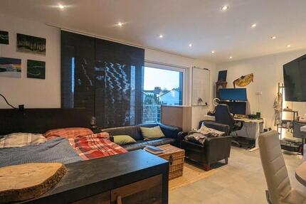 1 Zimmer Wohnung mit großem Balkon, Küche und Waschtrockner 1 zimmer