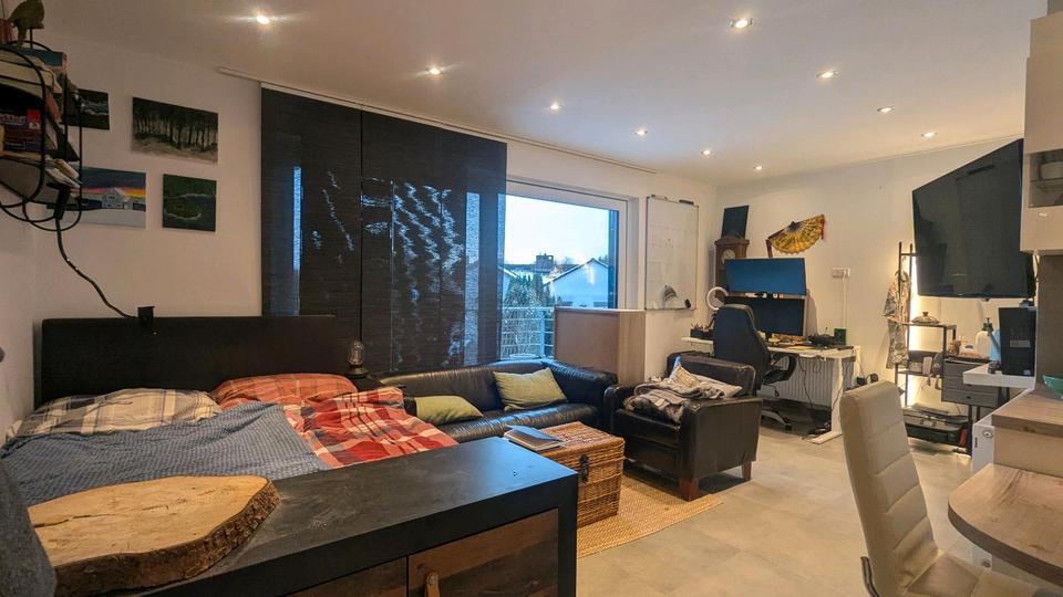 1 Zimmer Wohnung mit großem Balkon, Küche und Waschtrockner 1 zimmer