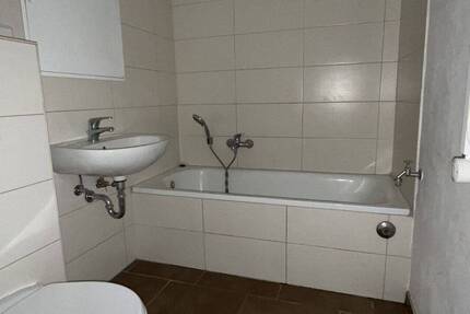 Citylife - 4-Raum-Wohnung - Saniertes Bad 4 zimmer