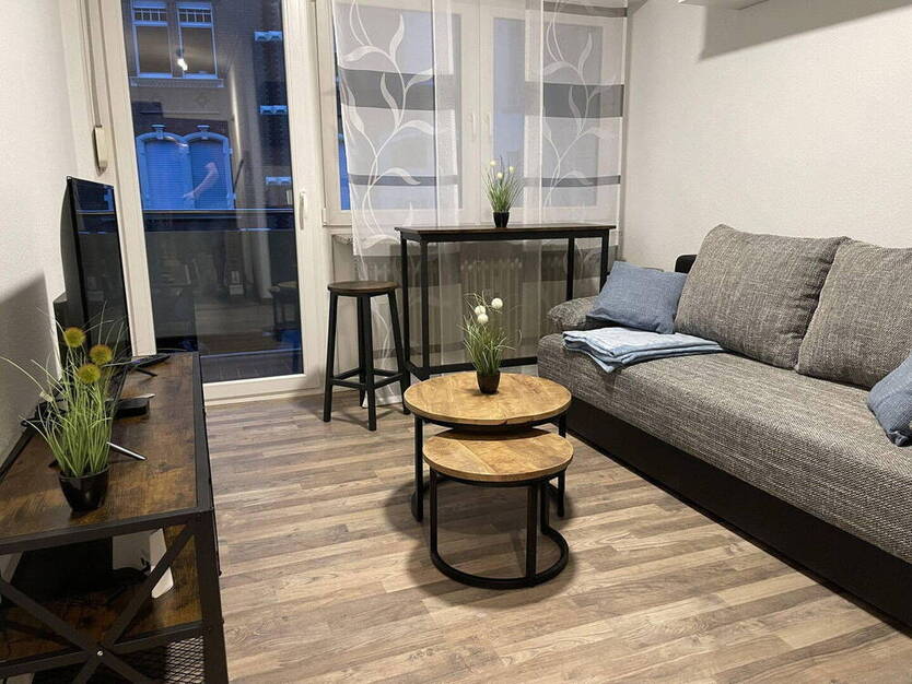 StadtmitteInnenstadt - Modernes voll möbliertes Apartment Studio mit WiFi, neuer Küche & Balkon