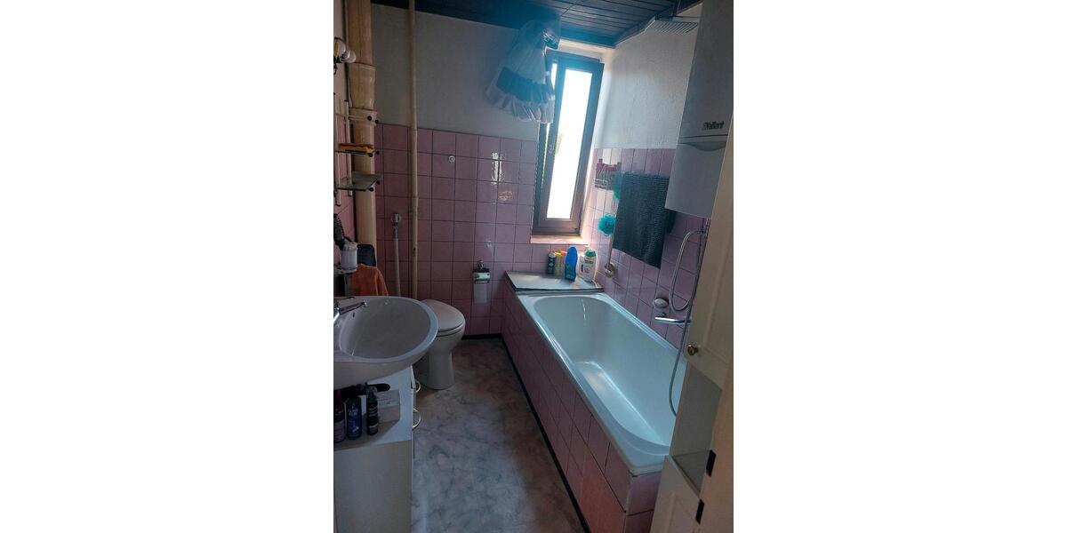 Etagenwohnung Schwaig Bei Nürnberg - 3 Zimmer, 70 m&sup2;, 1.200&euro; | Angebot:26706114