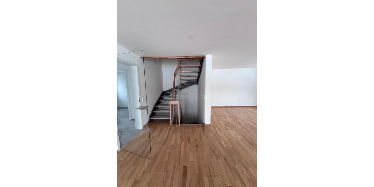 Doppelhaushälfte Irchenrieth - 5 Zimmer, 186 m&sup2;, 2.000&euro; | Angebot:26049226