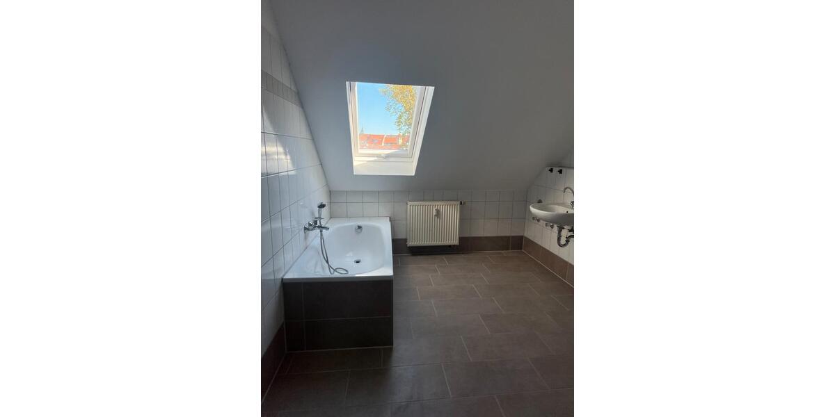 Dachgeschoßwohnung Wittenberg Lutherstadt - 3 Zimmer, 87 m&sup2;, 630&euro; | Angebot:25146235