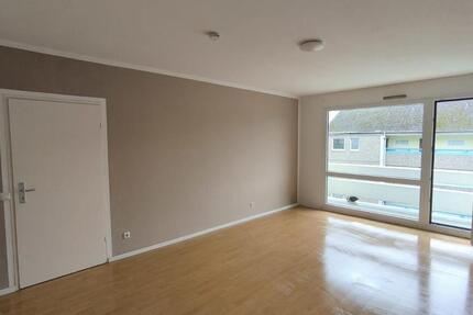 Helle 3 Zimmer-Wohnung mit Südbalkon zimmer