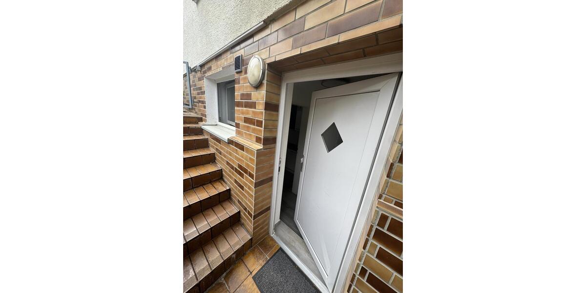Etagenwohnung Frankfurt am Main Ost - 1 Zimmer, 23 m&sup2;, 690&euro; | Angebot:26652235