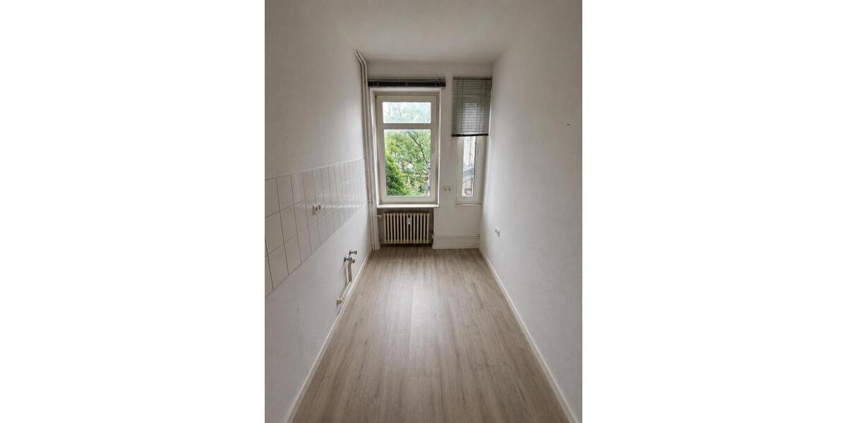 Etagenwohnung Krefeld - 3 Zimmer, 76 m&sup2;, 760&euro; | Angebot:26633200