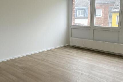 Wohnung Mönchengladbach Süd - 3 Zimmer, 82 m&sup2;, 780&euro; | Angebot:26295373