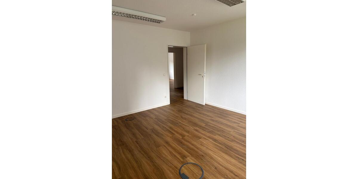 Gewerbeobjekt Schwerin - 995&euro; | Angebot:24801331