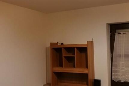 Wohnen auf Zeit Marburg - 1 Zimmer, 14 m&sup2;, 400&euro; | Angebot:26615995