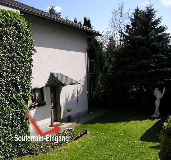 Wohnen auf Zeit Eitorf - 3 Zimmer, 90 m&sup2;, 585&euro; | Angebot:26250584