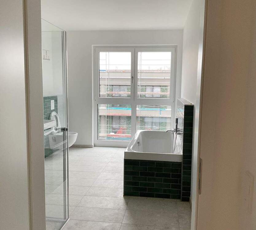 **Familien Willkommen** Wohngenuss im NEUBAU mit Dachterrasse, Tageslichtbad, Einbauküche, Parkett 5 zimmer